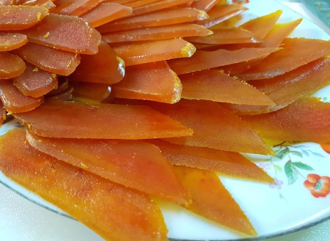 烤烏魚子去膜 烤烏魚子去膜