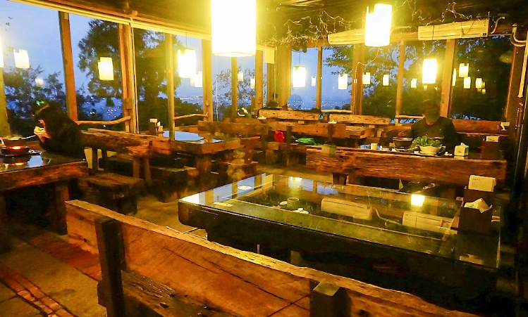 大崗山夜景餐廳 大崗山夜景餐廳