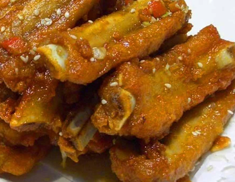 玉米粉炸排骨 玉米粉炸排骨